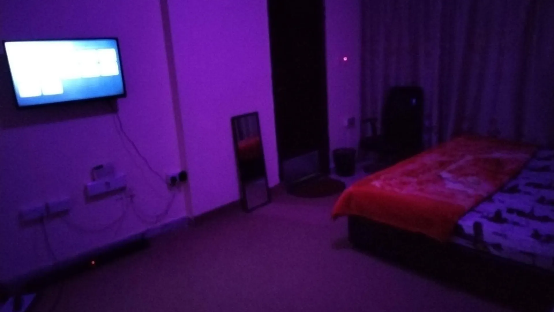 My Home Stay Apartment Abu Dhabi Quarto em Acomodações Particulares
